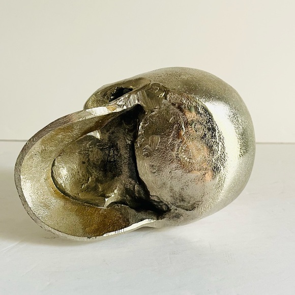 Torre & Tagus Silver Metallic Skull Sculpture Solid Aluminum Decor - Picture 6 of 8